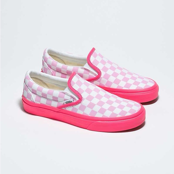 Vans Shoes - Custom Pink Vans women’s size 9